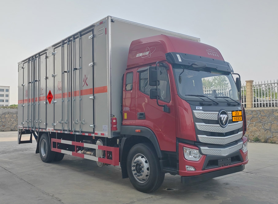 川卡牌HYN5180XRQBJ6易燃气体厢式运输车