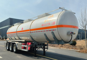 易燃液体罐式运输半挂车