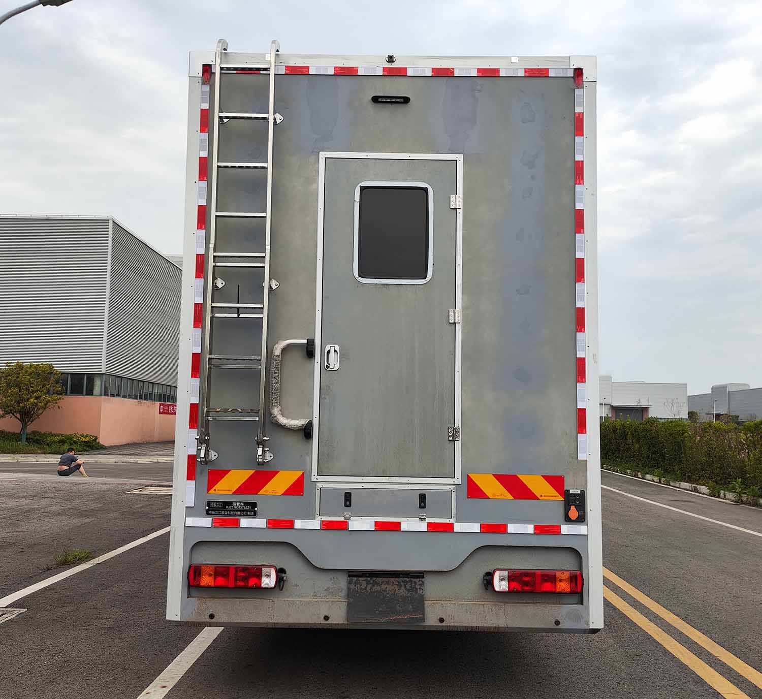 中振漢江牌HJZ5180TSY6ZZ1宿營車公告圖片