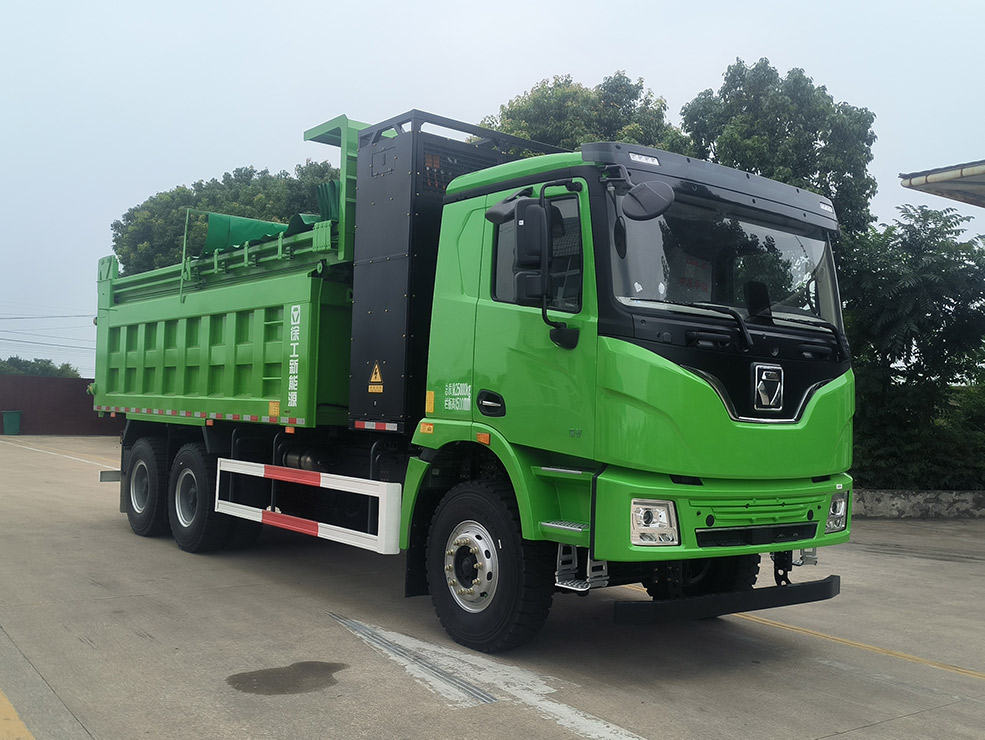 徐工牌 748马力 后双桥,后八轮 换电式纯电动自卸汽车(XGA3250BEVWCA)