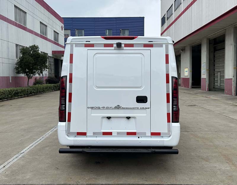 华东牌CSZ5042XYC-AMA6F运钞车公告图片