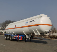 易燃液体罐式运输半挂车