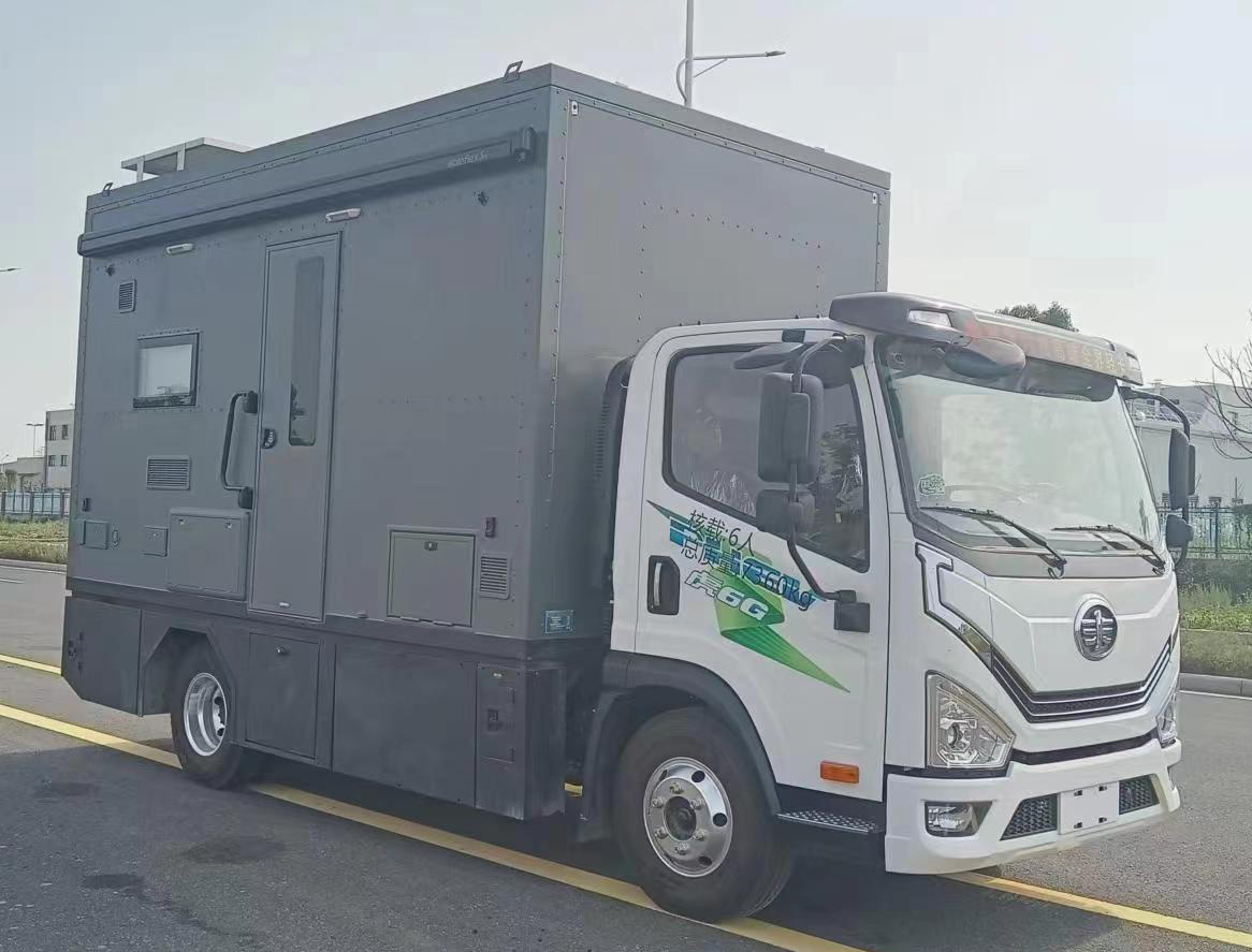 程力新富牌CXF5070XLJCPHEV插电式混合动力旅居车