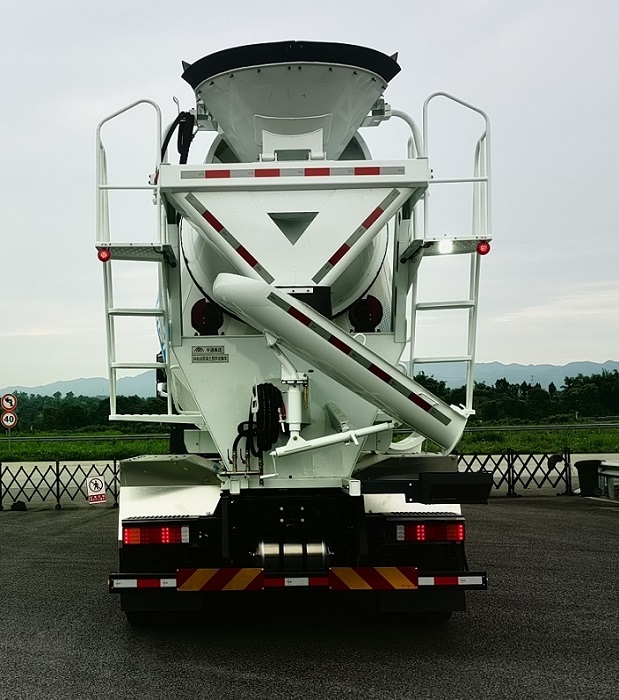 宇通牌ZKH5322GJBP6BEV1純電動(dòng)混凝土攪拌運(yùn)輸車(chē)公告圖片