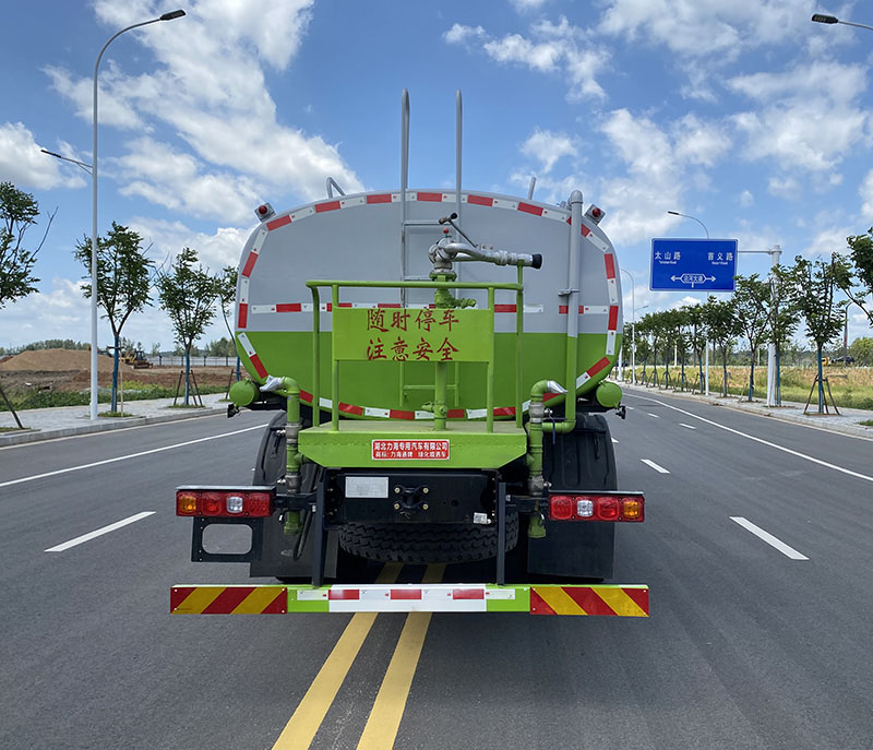 力海通牌HLH5250GPSSX6綠化噴灑車公告圖片