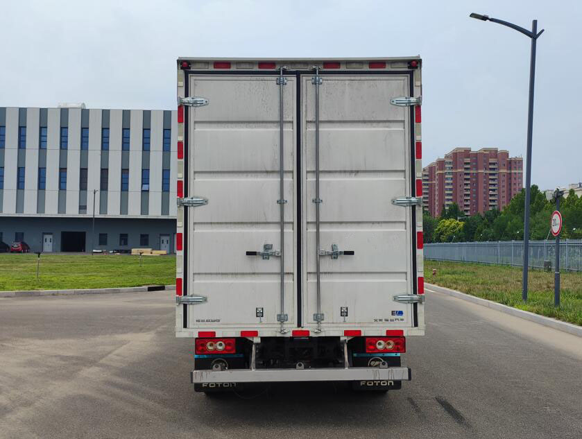 福田牌BJ5040XXYEVZ4純電動(dòng)廂式運(yùn)輸車公告圖片