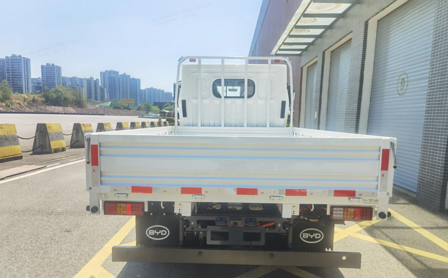 BYD1040A3BEV1 比亚迪牌204马力单桥纯电动4.2米纯电动载货汽车图片