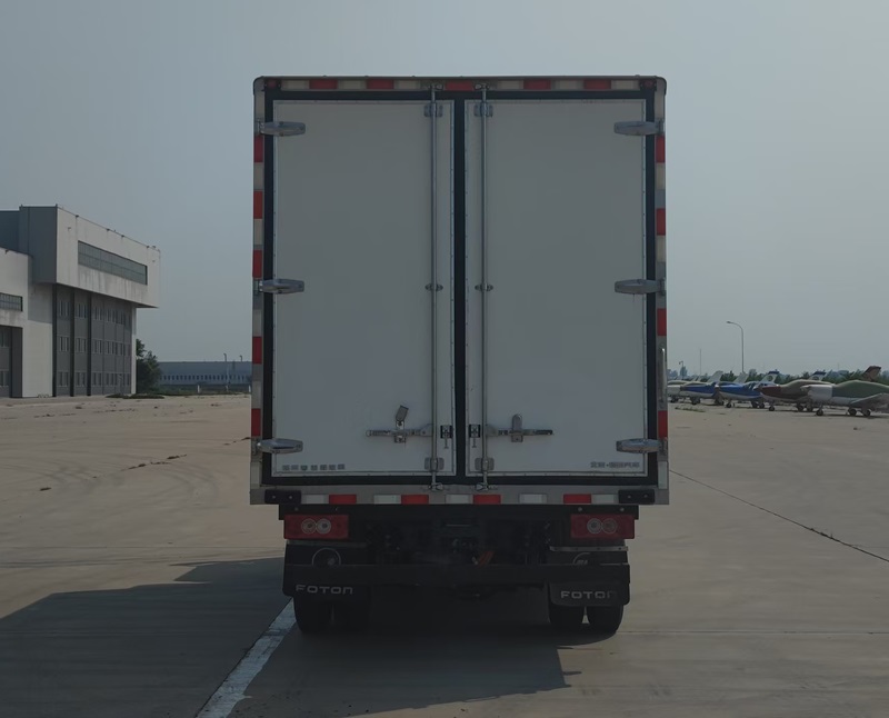 福田牌BJ5048XLCEV141純電動(dòng)冷藏車公告圖片