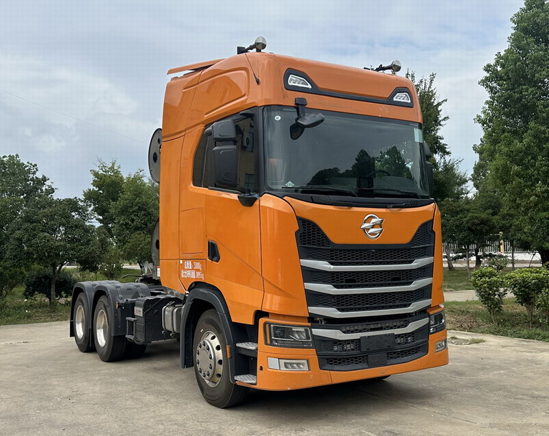 华神牌 590马力 半挂牵引汽车(DFD4258GL6N1)