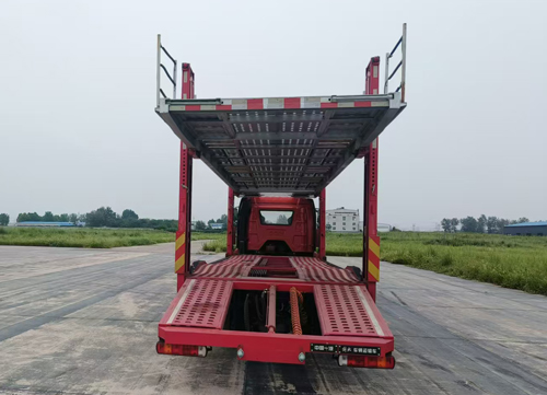 解放牌CA5180TCLP62K1L9A2E6Z車輛運(yùn)輸車公告圖片