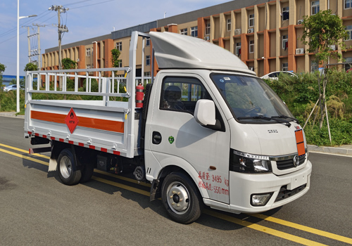 汇力威牌VVV5030TQPEQ6气瓶运输车