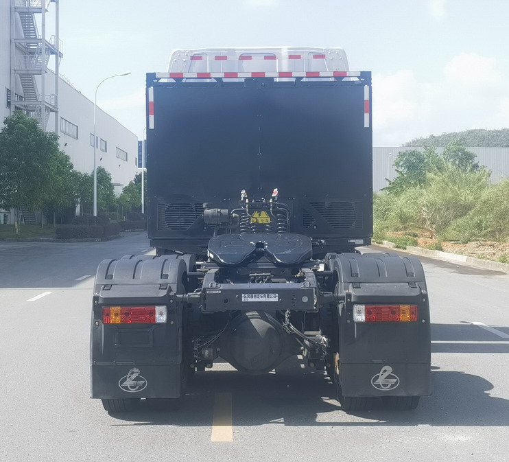 乘龙牌LZ4250H5DZSEV01换电式纯电动半挂牵引车公告图片