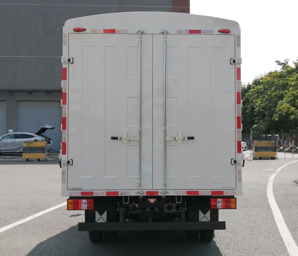 江鈴牌JX5041CCYTCM26倉柵式運(yùn)輸車公告圖片