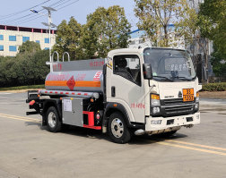 加油车