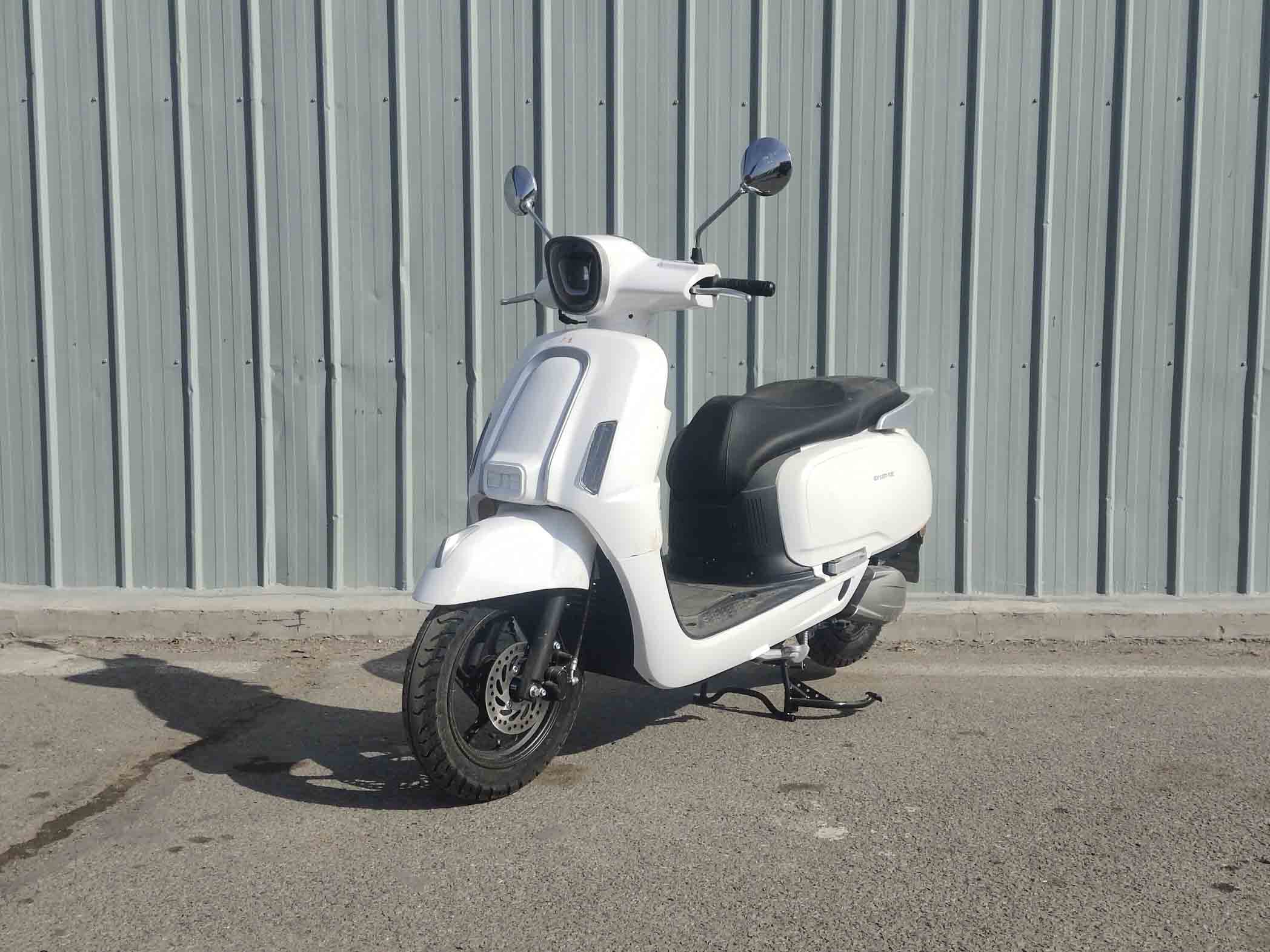 GY125T-12E 广鹰牌125CC汽油前盘式后盘式两轮摩托车图片