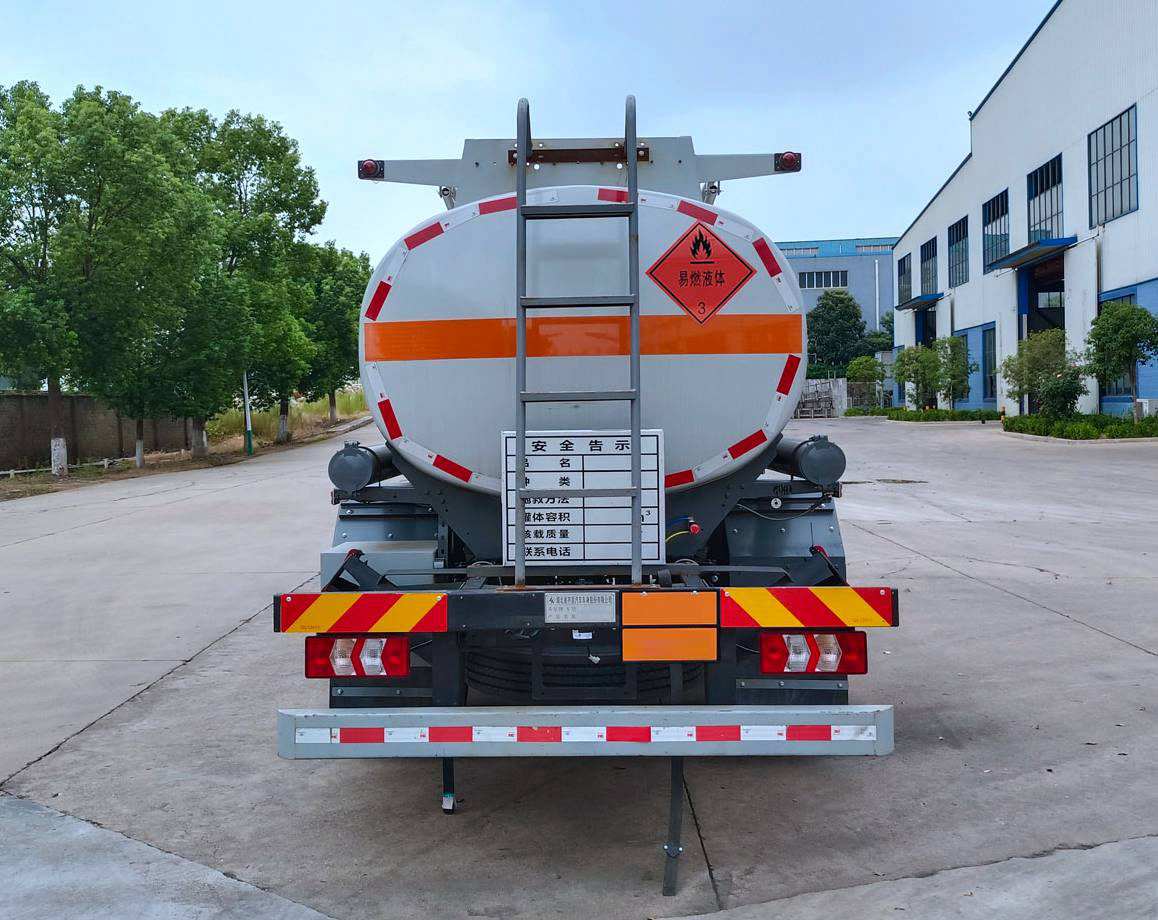 齊星牌QXC5120GYYH6運(yùn)油車公告圖片