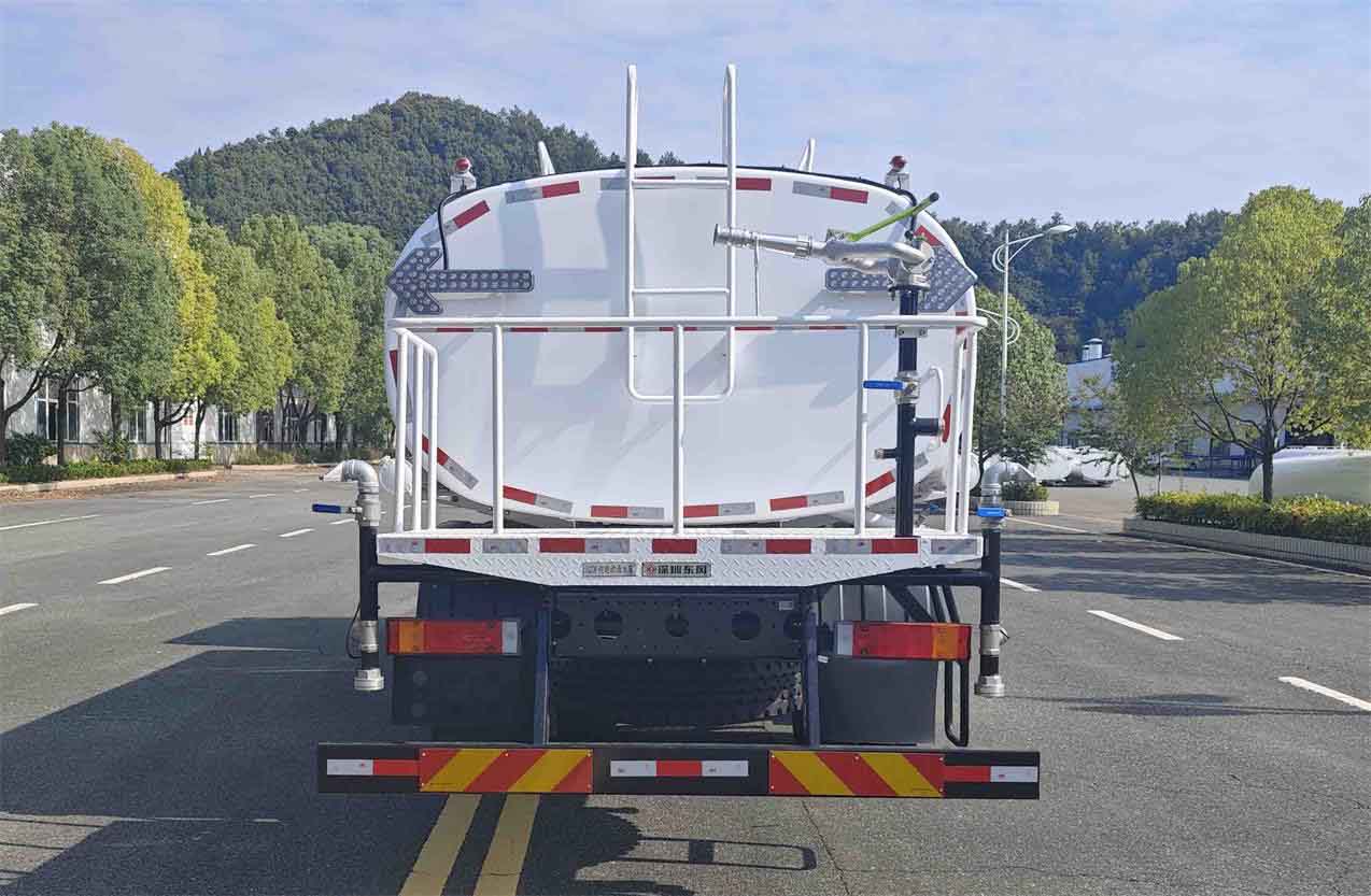 東風(fēng)牌EQ5181GSSSEHBEV純電動灑水車公告圖片