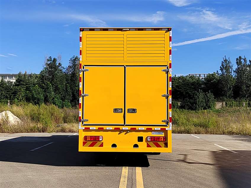 中燕牌BSZ5253XDYC6B電源車公告圖片