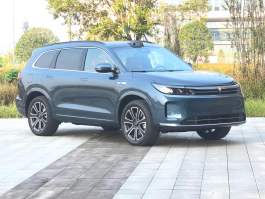 插电式增程混合动力多用途乘用车