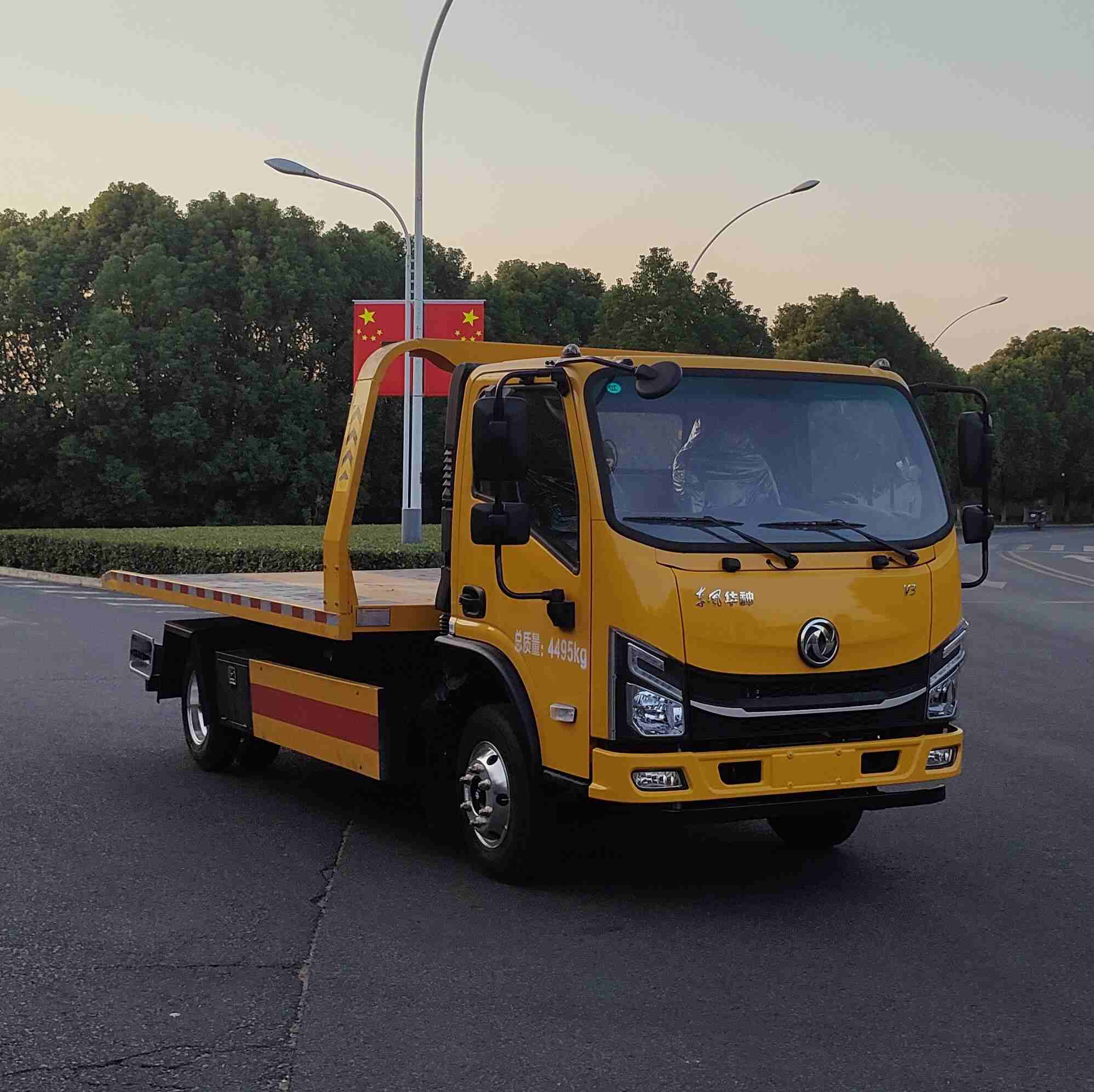 长兴德龙牌ZZZ5040TQZL6清障车