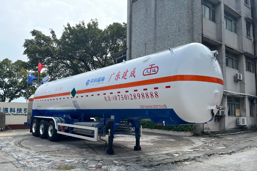 久远牌13.1米26.1吨3轴低温液体运输半挂车(KP9408GDYNA)