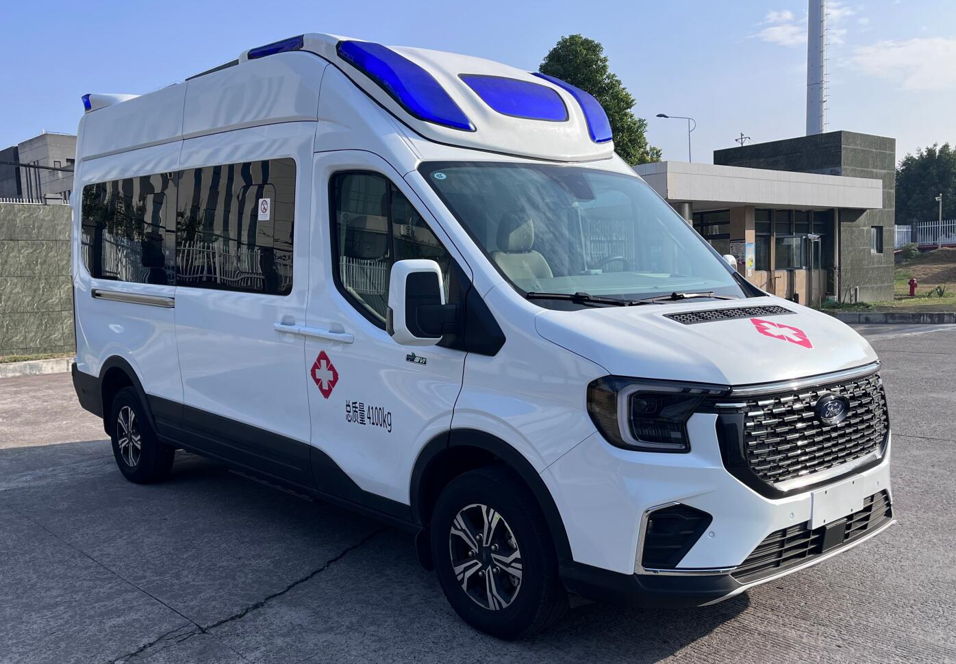 中壹迪牌DKV5040XJHJX6G救护车