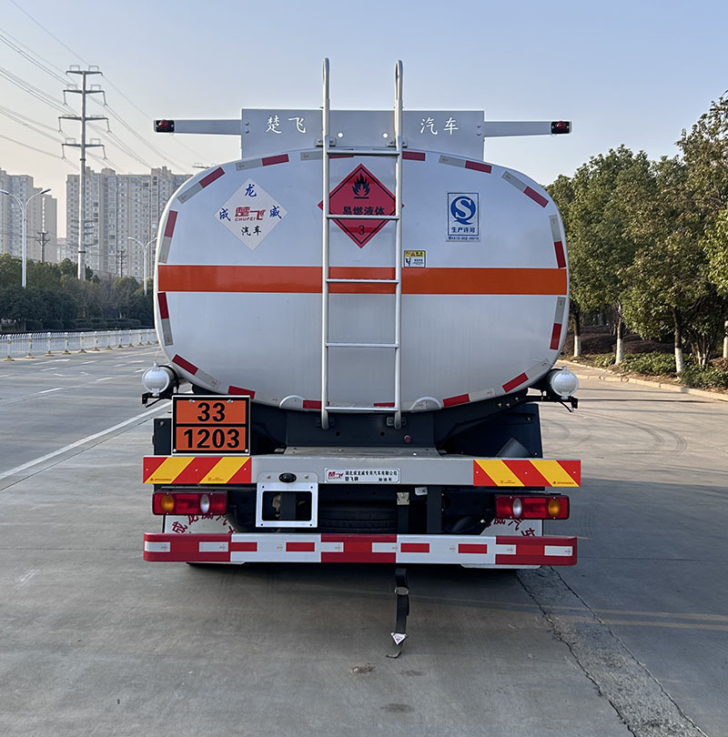 楚飛牌CLQ5183GJY6DJ加油車公告圖片