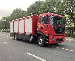 装备车