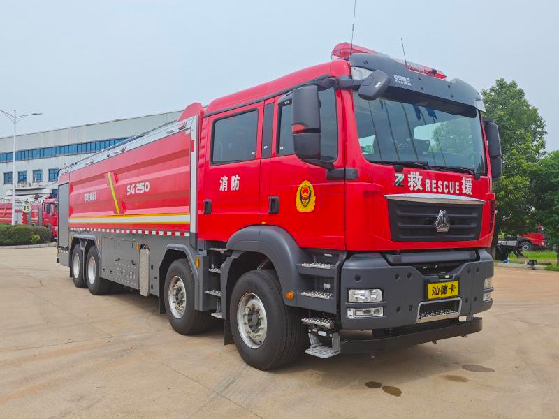 中联牌ZLF5435GXFSG250水罐消防车公告图片