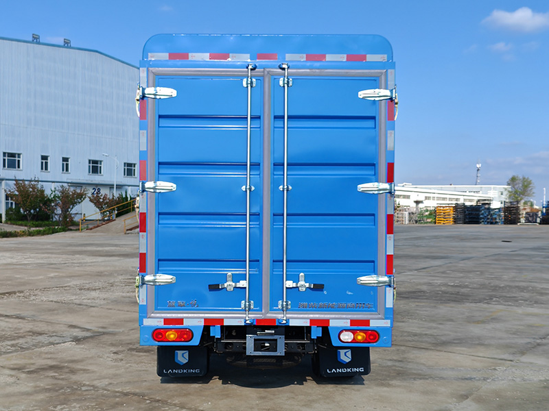 藍(lán)擎牌YTQ5032CCYSDEV331-LQ純電動(dòng)倉柵式運(yùn)輸車公告圖片