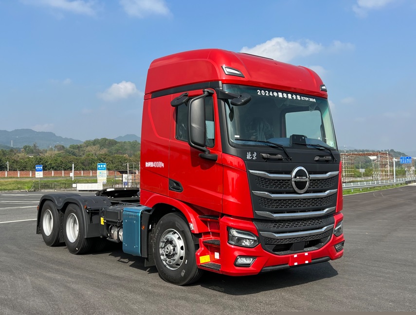 北京牌BJ4250D6CP-8半挂牵引车公告图片