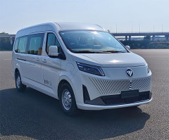 纯电动轻型客车