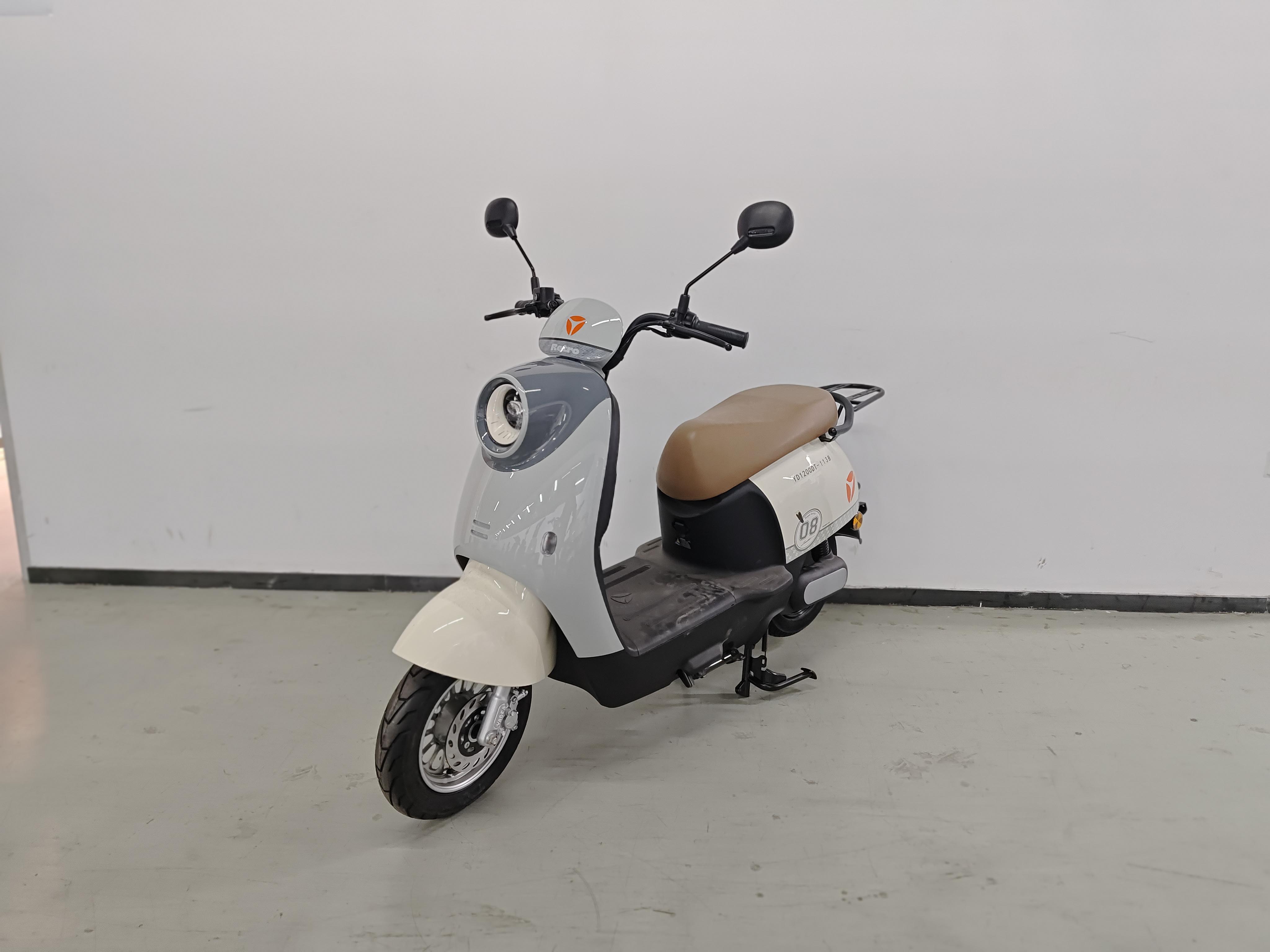 YD1200DT-113B 雅迪牌纯电动前盘式/鼓式后鼓式电动两轮摩托车图片