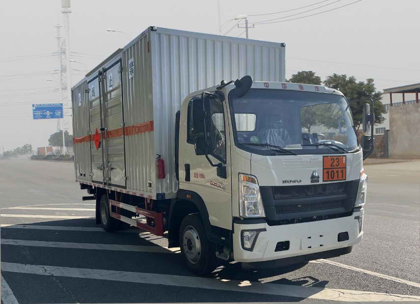 鼎宸腾兴牌DCZ5127XRQZ6易燃气体厢式运输车