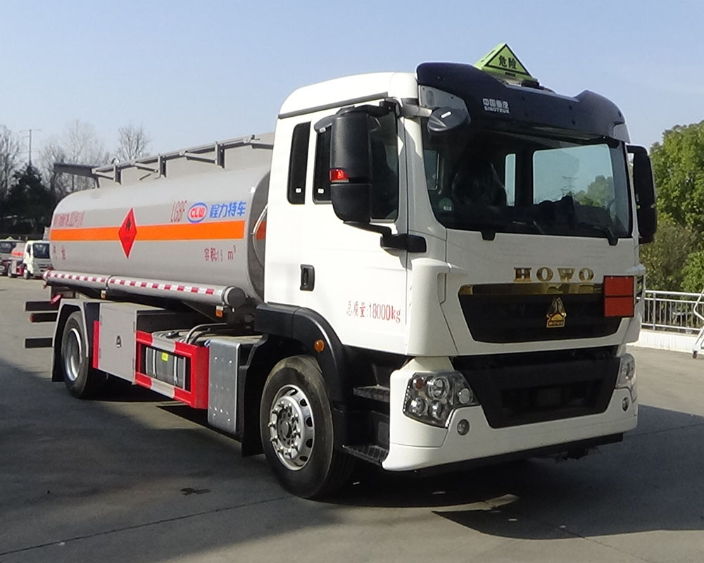 程力牌CL5184GYY6BWG运油车