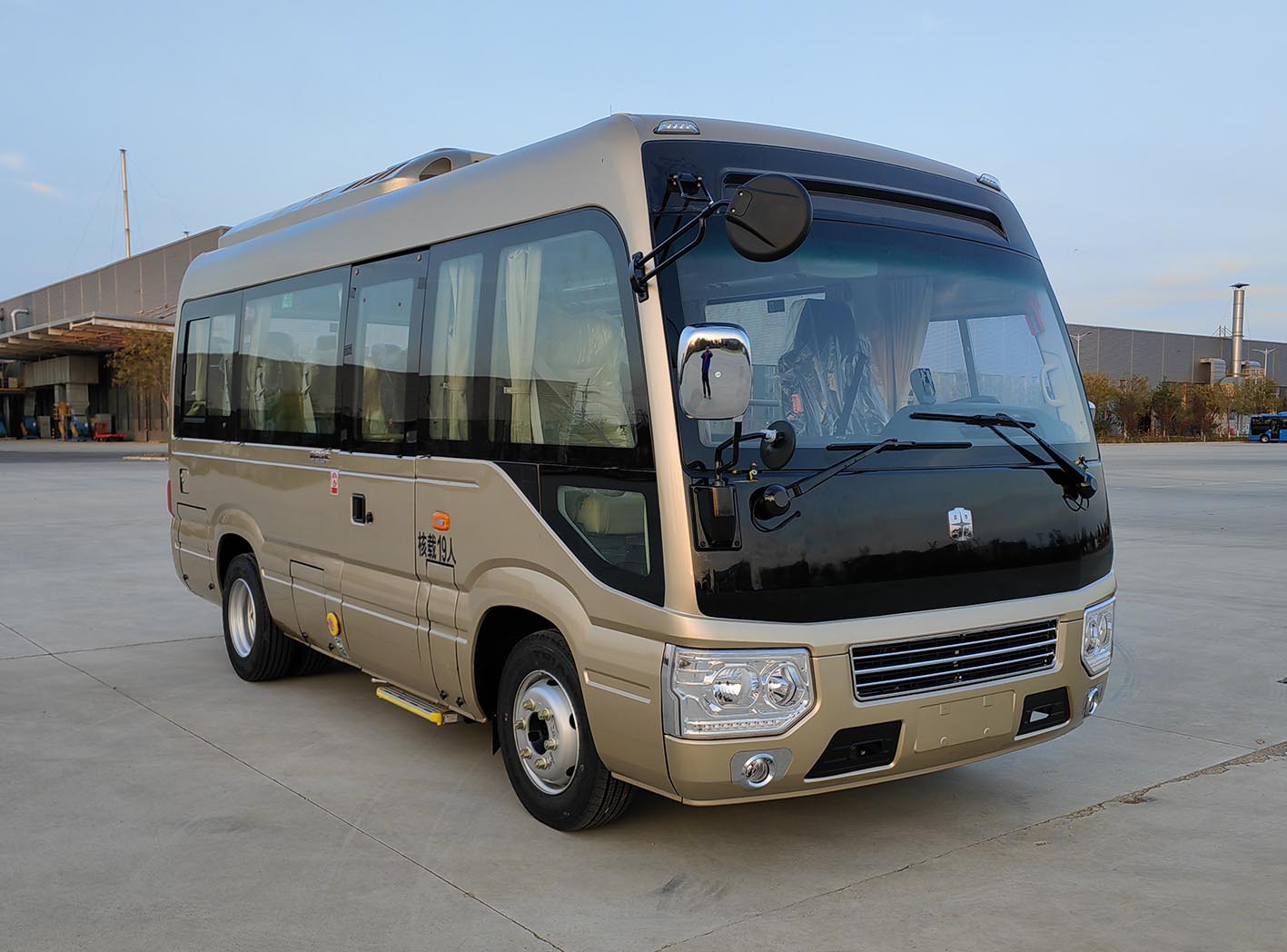 中通牌6米10-19座纯电动客车(LCK6609EVA12)