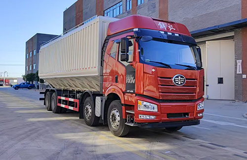 解放牌CA5310ZSLP66M25L6T4E6Z散装饲料运输车