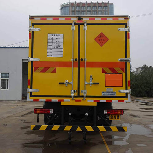 紅宇牌HYJ5180XQY-BJ2爆破器材運輸車公告圖片