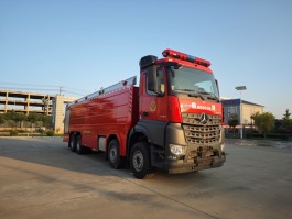泡沫消防车
