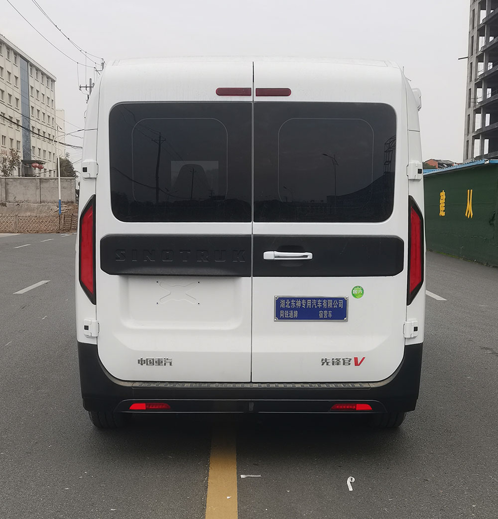 同锐通牌CAA5040TSYY6宿营车公告图片