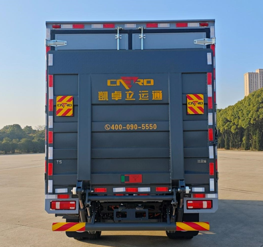 比亚迪牌BYD5040XXYBEV9纯电动厢式运输车公告图片