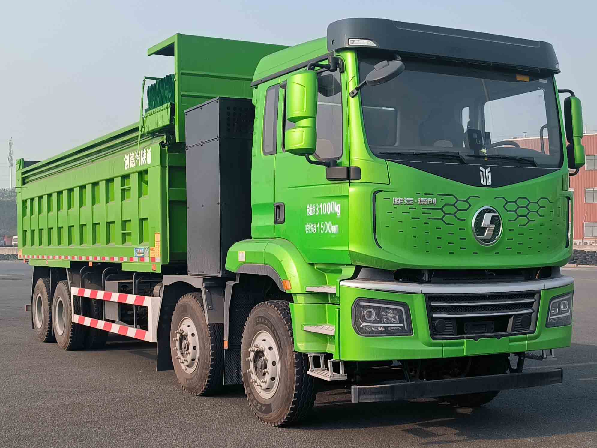 陕汽牌 748马力 纯电动自卸汽车(SX3317MF426XBEV5)