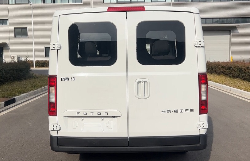 纯电动多用途乘用车图片