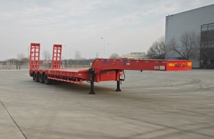 低平板半挂车
