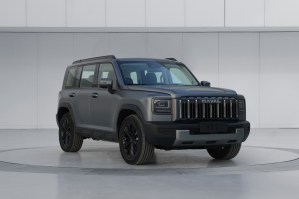 插电式混合动力多用途乘用车