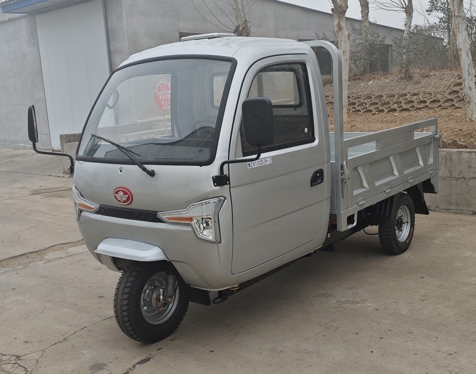 电动正三轮摩托车