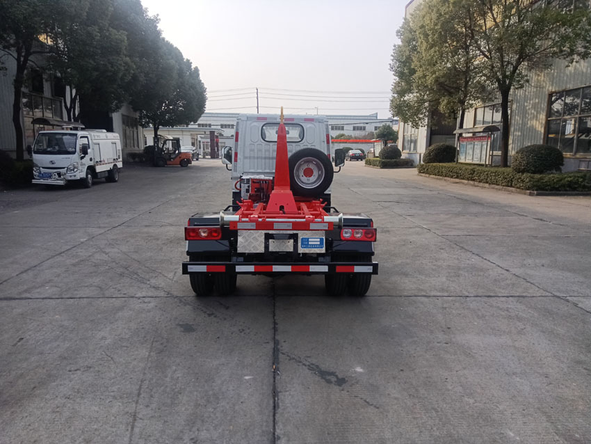 三联牌YSY5041ZXXBEV纯电动车厢可卸式垃圾车公告图片