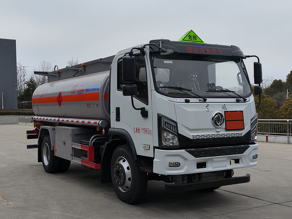 CL5120GJYEBWG型加油车图片