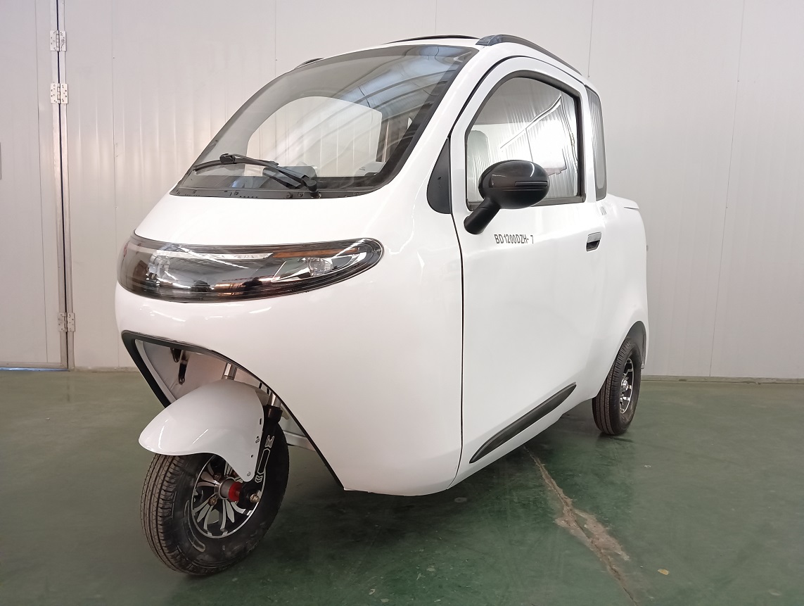 电动正三轮摩托车