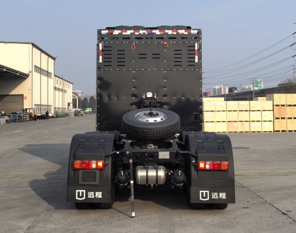 HN4250X40D2FCEVY 远程牌537马力后双桥,后八轮氢气燃料电池半挂牵引车图片